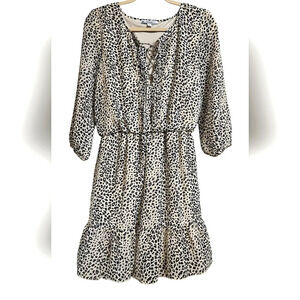ACCLAIMED black&white cheetah print longsleeve tie front mini dress. Size small